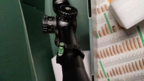 Vendo mi segundo visor de FClass. Por reajuste
 de intereses ya no tiro BR50...
 Lo pongo a la venta por 32