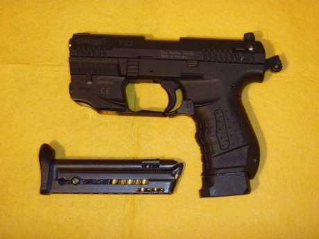 Vendo walther p22 con cañon corto y largo. esta nueva y guiada en F .no ha tirado ni 10 cajas con punto 02