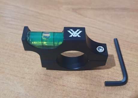 Vendo nivel de burbuja para visor de la marca Vortex.
Es para tubo de una pulgada, está como nuevo.
Pido 00