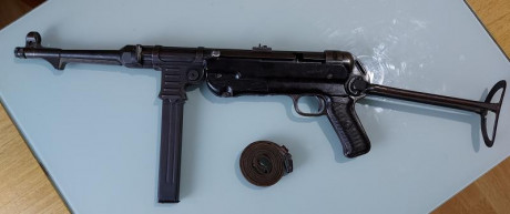MP 40 encontrado en una bodega en 2018. Pertenecia a un veterano de la guerra civil y miembro de la Division 00