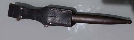 Vendo bayoneta para mauser. Va con el tahali que está como nuevo. Segun el marcaje ACS es de la fabrica 10