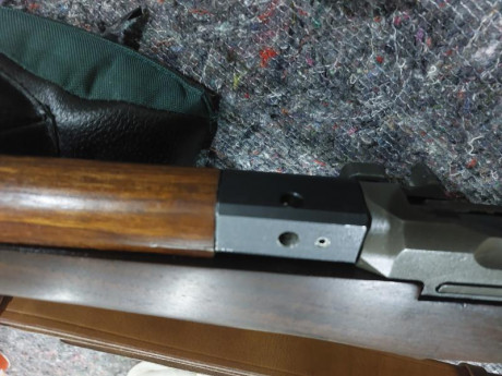 Buenas a tod@s, pues como pone el enunciado vendo mi Garand M1D(reversible) con un montón de accesorios 22