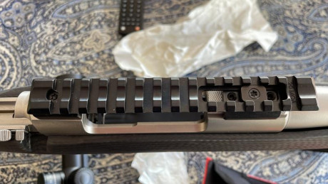 Vendo equipo completo compuesto de:

SAKO CARBONLIGHT en calibre 308 WIN, tiene 6 meses, estado IMPECABLE, 02
