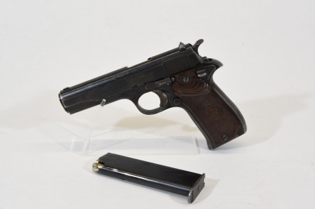 Estoy buscando una pistola Star modelo SI o SIS, me es indiferente. Es como la Star S en 9 corto solo 00