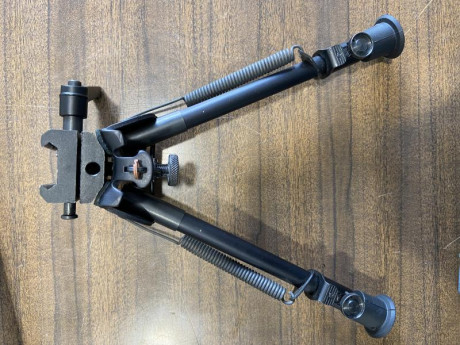 Pues eso, busco un bípode Atlas original 
Un saludo a todos 21