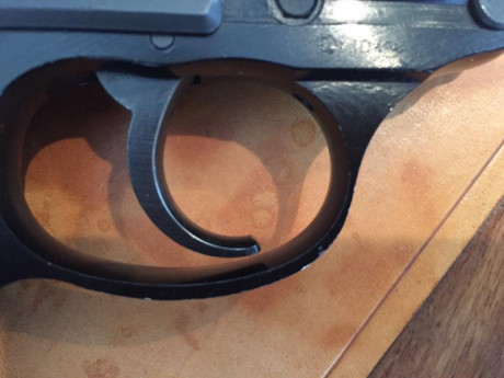 Se vende Walther P38 comercial 9para.(la versión militar se denomina P1) en un estado impecable y cañón 01