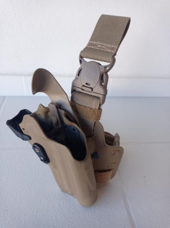 Vendo una funda Safariland ALS original

- 6390RDS para VP9 o VP9L con visor y linterna, de zurdo. Modificada 00