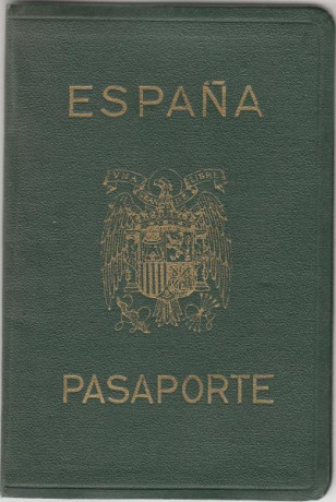  EN RECUERDO Y HOMENAJE A LOS QUE YA NO ESTÁN. 

Si pones en  GOOGLE    PASAPORTES EN LA MEMORIA   da 120
