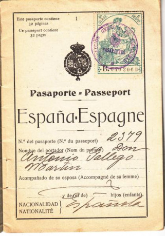  EN RECUERDO Y HOMENAJE A LOS QUE YA NO ESTÁN. 

Si pones en  GOOGLE    PASAPORTES EN LA MEMORIA   da 90