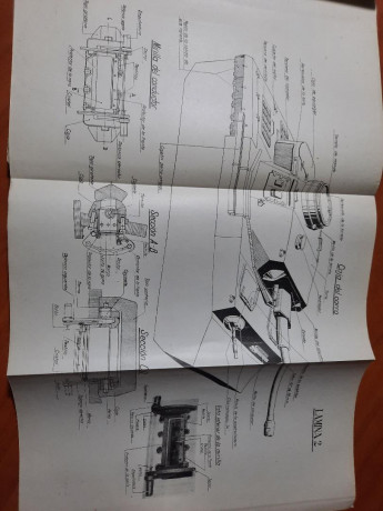 Vendo libro de láminas del Panzer IV en español del año 1946. Consta de 69 láminas.
Precio 75 euros. 00