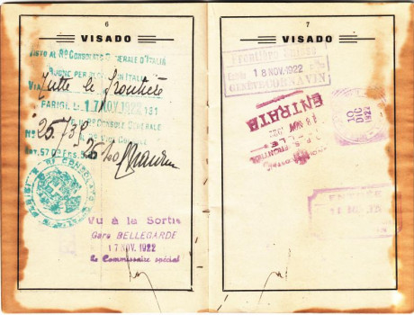  EN RECUERDO Y HOMENAJE A LOS QUE YA NO ESTÁN. 

Si pones en  GOOGLE    PASAPORTES EN LA MEMORIA   da 141