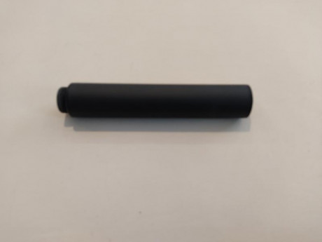Hola a todos, pongo en venta los siguientes artículos por falta de uso: 
- Adaptador moderador para carabina 10