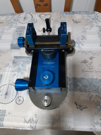 Se vende esta magnífica torreta de tiro marca cicognani precio 700 € envío incluido precio no negociable 01