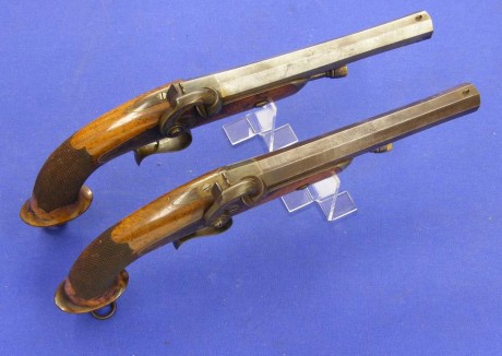 Voy a colocar unas fotos de un arma larga alemana de llave de mecha del siglo XVI. 162
