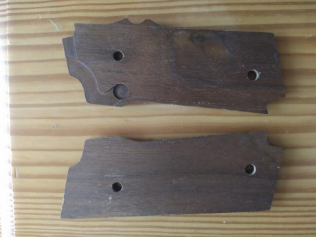   VENDIDO   Cargador original HK para USP STANDARD, aunque también vale para el modelo Compact, estado 61