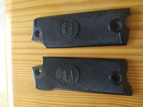   VENDIDO   Cargador original HK para USP STANDARD, aunque también vale para el modelo Compact, estado 92