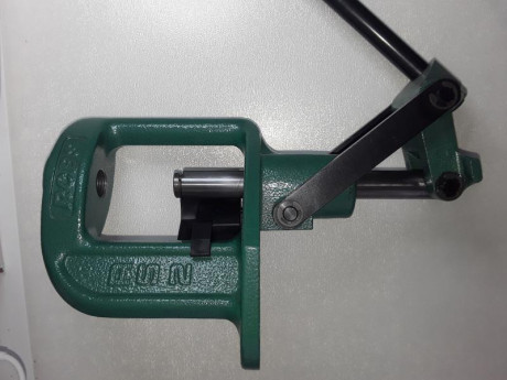 Vendo prensa RCBS RS2
100€+ portes 01