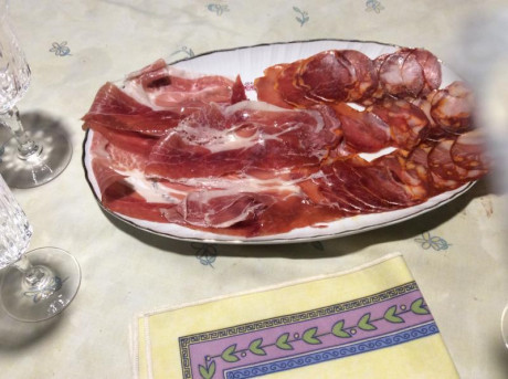 Hoy para comer acelgas hervidas y chuletón de vaca gallega vieja con seis semanas de maduración en cámara 12