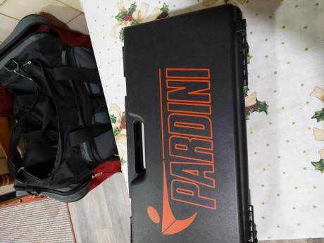 Se vende esta estupenda pistola de sobra conocida y contrastada,lleva su maletin original,juego de llaves,herramienta 02