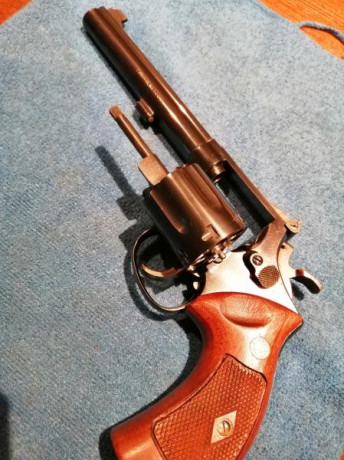 Buenos días.
Vendo revolver S&W MOD 14 K38 MASTERPIECE en CAL 38, su estado es impecable con pocos 31