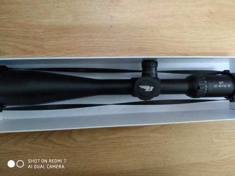 Se vende visor  BSA de 10X40X56mm  Nuevo a falta de estreno, lleva rueda de paralaje de 100mm, y las tapas 01