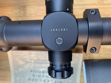 Se vende visor LEUPOLD Mark 4 6.5-20X50 en muy buen estado con caja original y instrucciones. Se encuentra 00