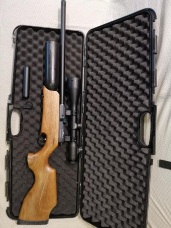 Pues eso, pongo a la venta esta carabina pcp en perfecto estado de funcionamiento, con muy poco uso, tiene 01
