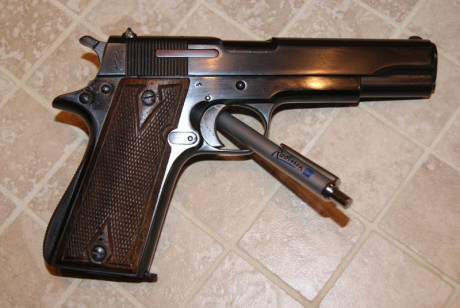 Vendo pistola STAR B 9mm  en buen uso, año fabricación 1943 Guiada en F . wassp 654180770. Precio 300€ 02