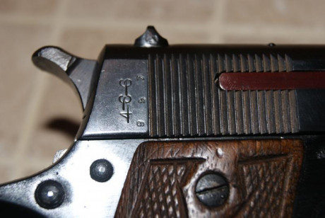 Vendo pistola STAR B 9mm en buen uso, año fabricación 1943 Guiada en F . wassp 654180770. Precio 300€ 02