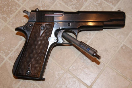 Vendo pistola STAR B 9mm en buen uso, año fabricación 1943 Guiada en F . wassp 654180770. Precio 300€ 01