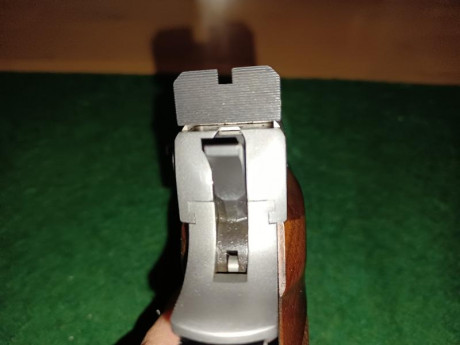 Se vende sw 952-2 5 pulgadas,impoluta esteticamente y mecanicamente como podeis apreciar en las fotos,esta 11