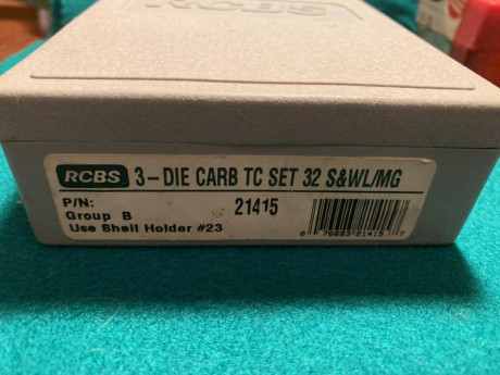 Vendo Dies RCBS del calibre 32 Wadcutter , esta referencia, son los más adecuados para la recarga de este 01