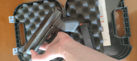 Vendo Glock 19 gen 5, arma de concurso, de 9mm, poco uso, usada para tiro olímpico. En la provincia de 00