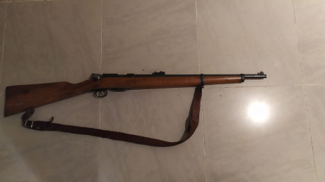 Un amigo me ha pedido que le ponga en venta está carabina del 9 largo la deja en 300€
Doy el telf por 01