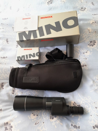 Vendo  telescopio Minox MD62 de 20-45 aumentos con su funda de campo original  y embalajes. Está prácticamente 12