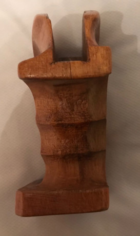 Compañero vende cacha de diestros para pistola walther GSP.
Talla L(95mm).
En muy buen estado
Precio 95€
Gastos 10