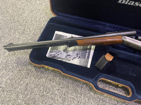 ** VENDIDO **

Rifle BLASER S2 LUXUS
Express calibre 9,3x74R
con maletín original Blaser y dos cajas de 00