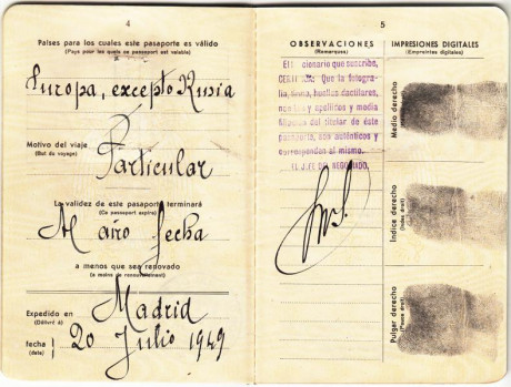  EN RECUERDO Y HOMENAJE A LOS QUE YA NO ESTÁN. 

Si pones en  GOOGLE   PASAPORTES EN LA MEMORIA  da igual 142