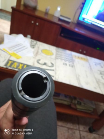 Carabina en venta no se el modelo concreto no lo pone en la guía está a mi nombre la usaba un familiar 01