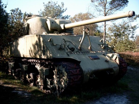os quiero poner un estudio sobre las versiones de este emblemático carro...la idea es ir poniéndoos fotos 51