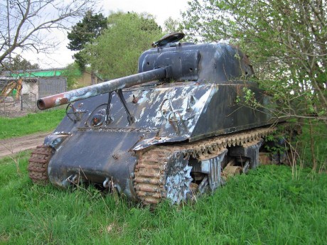os quiero poner un estudio sobre las versiones de este emblemático carro...la idea es ir poniéndoos fotos 50