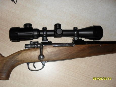 Este es el rifle que utilizo para hacer caza mayor, aca en Argentina son unas 10 las especies habilitadas, 00