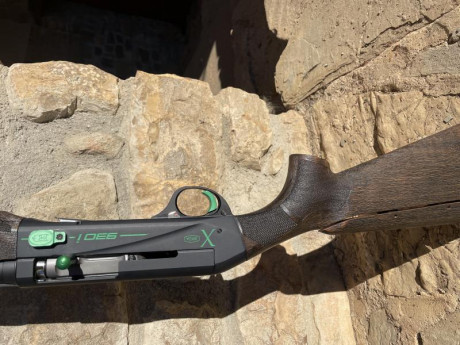 Escopeta semiautomatica marca breda,modelo 930 i x sporting,calibre 12.
Largo de caÑon 71 cm,anima 18,4,recamara 12