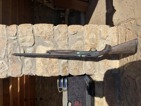 Escopeta semiautomatica marca breda,modelo 930 i x sporting,calibre 12.
Largo de caÑon 71 cm,anima 18,4,recamara 10