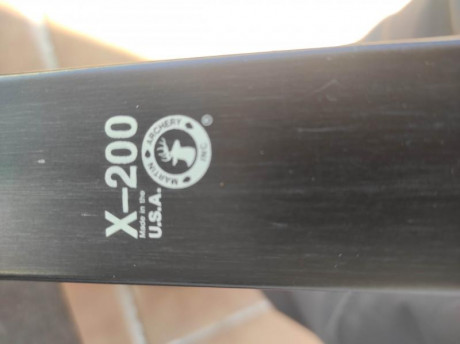 Vendo arco tradicional Martín X200.
60 pulgadas de largo.
45# de potencia.
Precio 250€. 02