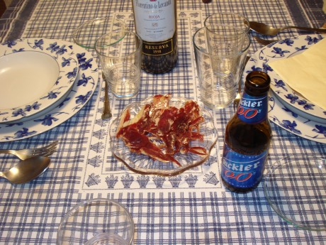 Queridos amigos: ante las expectación :8 causada por el desayuno que me he pegado esta mañana, el cual 61