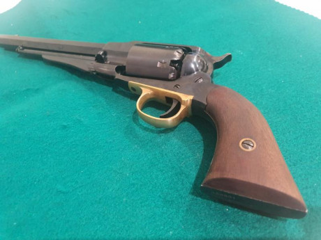 Remington New Army de Uberti

Estado excelente.

300 €

Al arma está en Madrid.

Miguel 690686929 02