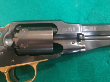 Remington New Army de Uberti

Estado excelente.

300 €

Al arma está en Madrid.

Miguel 690686929 01