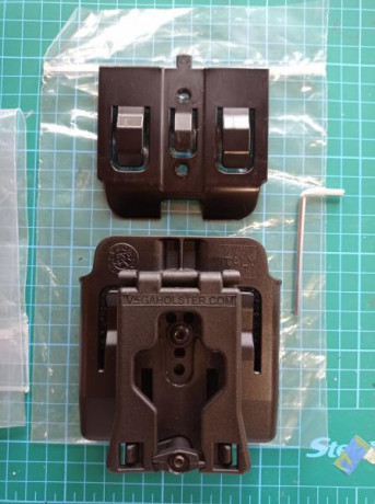 Porta cargador 8DMH03 de Vega Holster.
válido para cargadores de doble hilera (probados USP Compact, P30/VP9 01