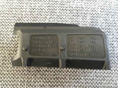 Cargador Blaser r8 negro para calibres magnum 50 euros
338 win 300 win mag 
 257 weatherby 270 weatherby 10